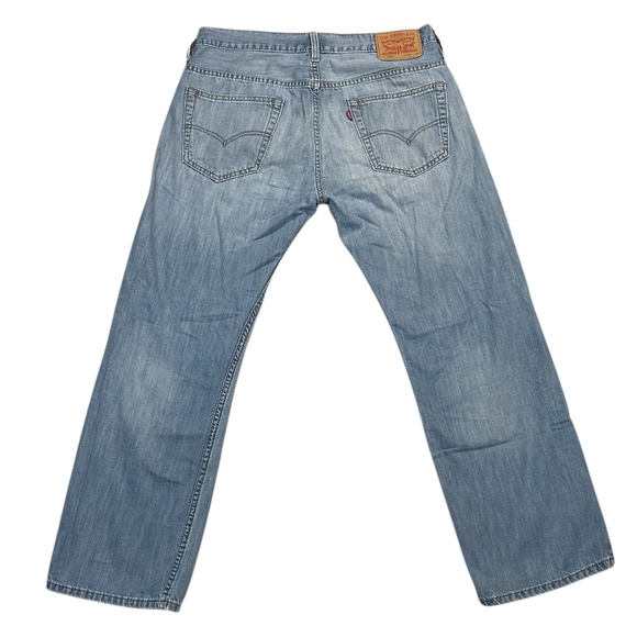 Mens Levis Jeans in Style 569 - Picture 2 of 4
